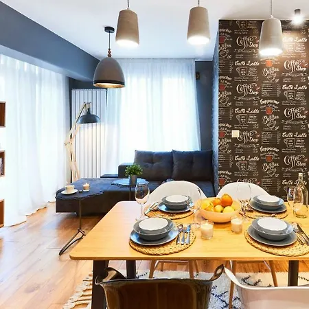 Stylish And High-end Designer In Center *